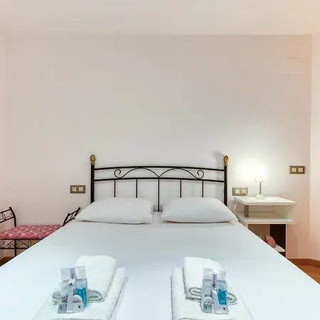 Els Olivars Apartment Roses