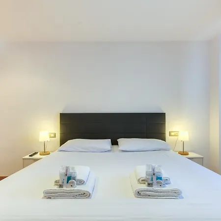 Els Olivars Apartment Roses