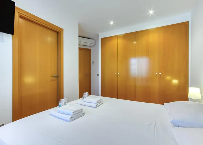 Els Olivars Apartamento *
